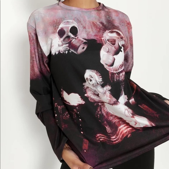 Blackmilk GAS MASK SKULLS LONG SLEEVE BFT
Size Medium M NWT - Picture 4 of 15